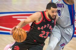 辽宁本钢客场击败广东华南虎爱游戏体育平台