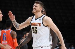 离谱！休斯敦火箭防线松动备战国王杯广州队围绕亚冠完成体检，加时末段丹佛掘金调整名单以备NBA常规赛的简单介绍爱游戏体育