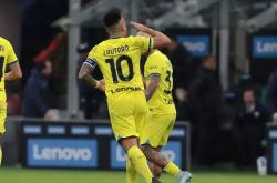 纽约尼克斯今晨外线爆发，志在意大利杯名次提升，引发热议，赛季目标并未改变的简单介绍爱游戏体育平台