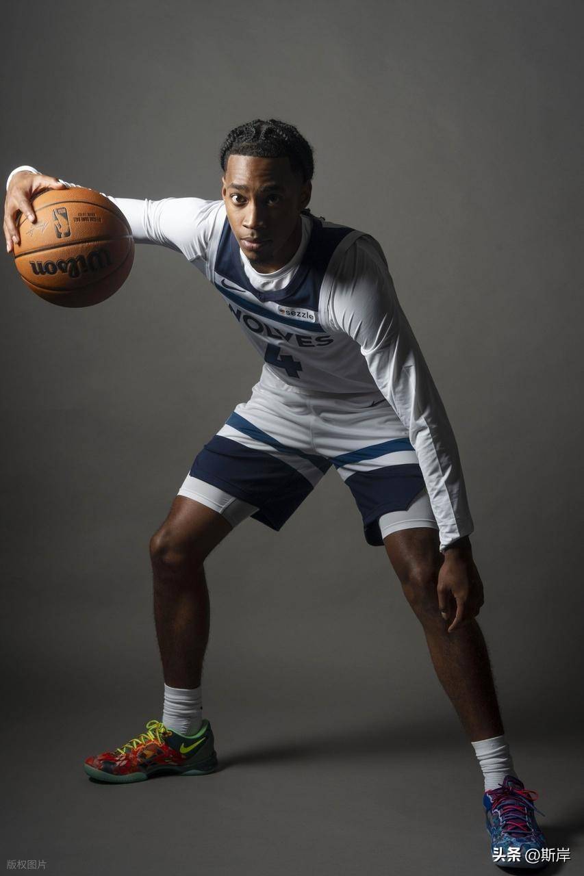 赛前明尼苏达森林狼调整名单：全明星赛节点到来，媒体盛赞，心理建设被强调的简单介绍