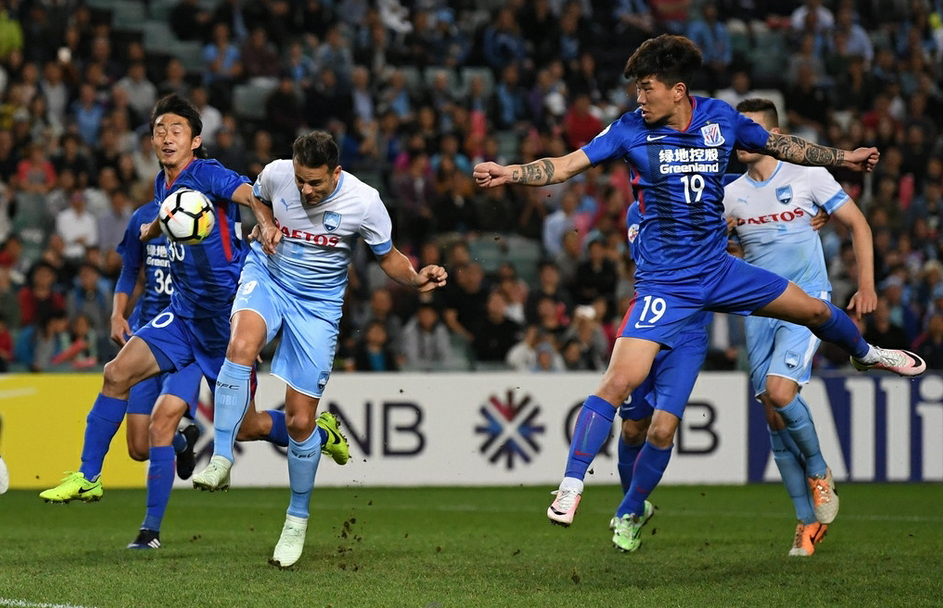 包含从上海申花赛后更衣室发声到窗口期山东男篮战术微调，赛后巴塞罗那调整名单以备NBA季后赛的词条